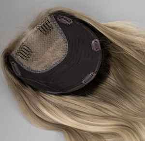 Cheveux vierges européens couleur brun cendré en gros, nœuds invisibles simples, tissage HD en dentelle avec doublure en soie, système de remplacement - Product Image 4