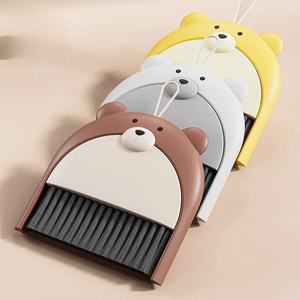 Ensemble balayette et pelle de bureau miniatures en silicone, motif dessin animé mignon, 1 pièce, pour nettoyage de clavier, coins de fenêtre et maison, nettoyage domestique miniaturisé - Product Image 2