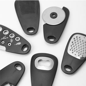 Ustensiles de cuisine pour enfants empilables 6 pièces - râpe à melon, coupe-vanille, presse-ail, gadgets de cuisine - Product Image 5