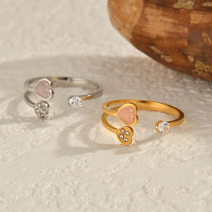 แหวนคริสตัลพลอยมูนสโตนสีชมพูแบบเรียบง่ายวินเทจปรับขนาดได้แหวนสแตนเลสชุบทองแบบแฟชั่น - Product Image 3