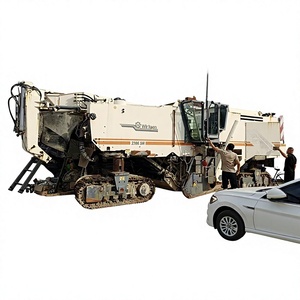Fraiseuse sur chenilles d'occasion Wirtgen 2200 SM W130h W100h W1900 W2000 Wr2000 Wr200 pour travaux/projets miniers - Product Image 1