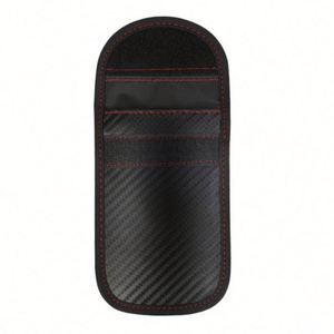 Estuche Bloqueador de Señales para Llaves de Coche de Material de Carbono de Alta Calidad, Superventas con Cierre Colgante Moderno - Product Image 1