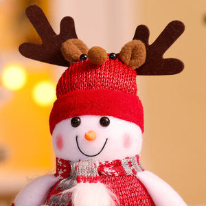 Nouveaux Ornements de Noël Transfrontaliers Bonnets de Neige en Peluche Courte (Grands, Moyens, Petits) pour Décoration de Scène et Ambiance Festive - Product Image 4