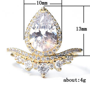 Anello da Cocktail H075 Wings con Diamante Naturale a Goccia e Incastonatura Pavé, Anello di Fidanzamento alla Moda per Donne - Product Image 5
