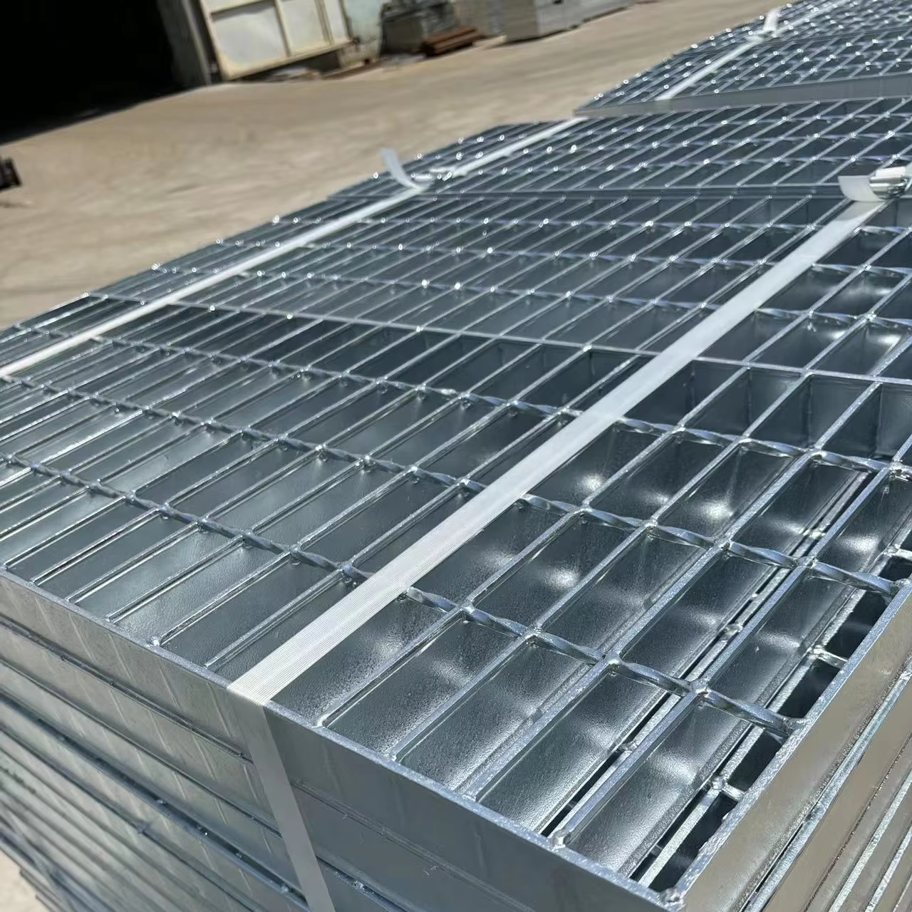 300 Series Stainless Steel Flat Steel Building Material - Building