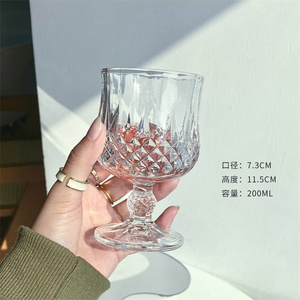 Vintage calici a calice <span class=keywords><strong>Retro</strong></span> goffrato <span class=keywords><strong>Set</strong></span> di bicchieri da vino trasparente per succo di Gin Cocktail drink Champagne - Product Image 6