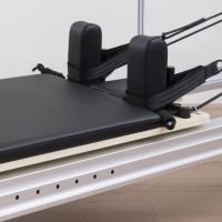 2026 Reformer de Pilates en alliage d'aluminium de qualité supérieure avec rail complet, équipement ultime pour le renforcement du tronc