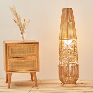 Lampe de sol en rotin, style bois naturel, source de lumière LED, couleur changeante, inspirée du zen, décoration de salon - Product Image 3