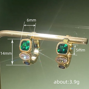 Orecchini a Clip Geometrici Bicolore per Donne, Accessori per Orecchie Semplici e alla Moda per Uso Quotidiano - Product Image 4