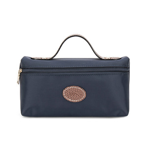 New nylon bền túi vệ sinh phụ nữ Khăn thêu logo hộp trang điểm công suất lớn Túi mỹ phẩm - Product Image 2