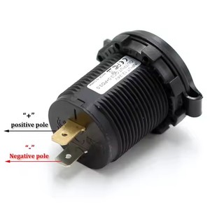 Toma de corriente USB dual Carga rápida 12V-24V Qc 3,0 Tipo C Pd Dc 12V 2 puertos Qc 3,0 Instalar en el coche USB C Pd Puerto USB - Product Image 6