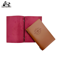 Couverture de menu personnalisée en simili cuir souple avec logo pour restaurants et hôtels