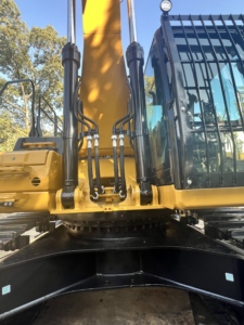 ญี่ปุ่นใช้รถขุดตีนตะขาบ Caterpillar cat336 ขนาดใหญ่ น้ำหนัก 36 ตัน เครื่องจักรก่อสร้าง สภาพ 90% รถขุดตีนตะขาบ Caterpillar cat 336 มือสองขนาดใหญ่ - Product Image 3