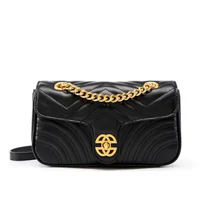 Kadınlar için moda Crossbody çanta debriyaj çantalar omuzdan askili çanta klasik koltukaltı çanta yumuşak PU deri