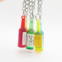 Gantungan Kunci botol anggur Korea kreatif, gantungan kunci liontin Merah Kuning Biru logam anggur Mini untuk hadiah pesta Wanita Pria
