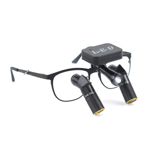 Lupas Dentales Ergonómicas 4x 5x 6x 8x, Lupas Binoculares de Aumento con Luz LED Inalámbrica de 5w, Lupas TTL con Inserto para Prescripción Dental - Product Image 1