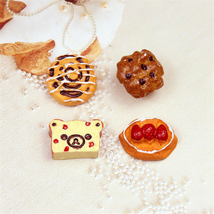 Yiwu Wholesale 10pcs/bag Mini Resin Cabochon Flatback Miniature Food Bread Charm for Fridge Magnet Resin Cabochon Flatback