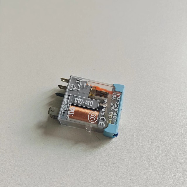 C10-A10 C10-A10C Industrial Relay 10A 24V 110V 220V 48V Plug in Power Relay Interface Relay Module DIN Rail Control Relay