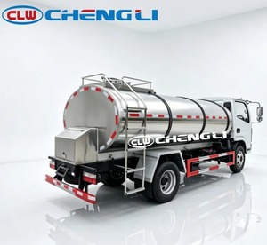 Camión cisterna de acero inoxidable de 5000L RHD/LHD para transporte de leche, aceite comestible y alimentos líquidos, apto para uso alimentario. - Product Image 2