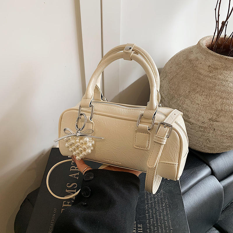 With Pendant Loli Yellow