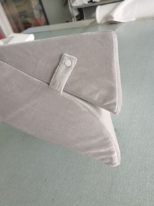 <span class=keywords><strong>Cuscino</strong></span> a cuneo in memory foam <span class=keywords><strong>viscoelastico</strong></span> premium per la correzione della postura, ecologico, personalizzabile, 100% poliuretano, angolo regolabile - Product Image 3