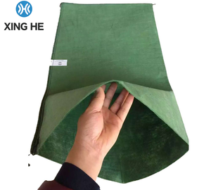 Sac en géotextile anti-UV <span class=keywords><strong>vert</strong></span> et noir pour le contrôle de l'érosion et la prévention des inondations - Product Image 1
