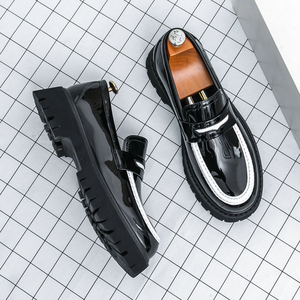 <span class=keywords><strong>Scarpe</strong></span> da Cerimonia Nere <span class=keywords><strong>Comode</strong></span> per Uomo, <span class=keywords><strong>Scarpe</strong></span> Casual di Design con Suola Spessa, Stile Non Tradizionale Slip-On - Product Image 5