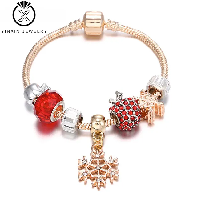 YiXin Jewelry Best Selling Christmas Bracelet Snowflake Pendant Apple Beaded Bracelet Ladies Gift Couple Jewelry
