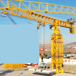 DH2500 200 ton Kule Vinç Ağır Hizmet Tipi İnşaat Kaldırma Ekipmanı Düz Tepeli Kule Vinç, CE belgeli yüksek katlı bina projeleri için. - Product Image 1