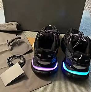 led nike trainers