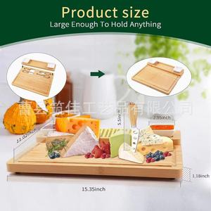 Bandeja de queso de bambú Zhujia Crafts con compartimentos para servir bocadillos y embutidos, color madera natural - Product Image 3