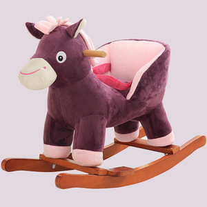 حصان خشبي هزاز بقر لطيف من القطيفة الناعمة ذات نوعية جيدة - Product Image 4