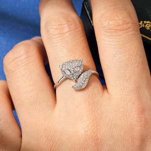 Anillo de Zirconia Cúbica 5A Ajustable Unisex Estilo Hip Hop, Chapado en Oro, Clásico, Moderno, Brillante, con Diseño de Zorro para Mujer - Product Image 5