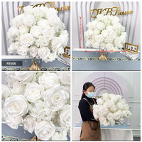 Boule de fleurs artificielle en soie de 70 cm, élégante et romantique, pour décoration de mariage – Meilleure vente