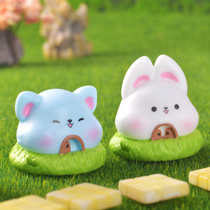 Décoration de Jardin en Résine : Miniatures Mignonnes de Lapins et Ours pour Plantes Succulentes - Accessoires de Décoration Thème Animaux de Dessin Animé - Product Image 4