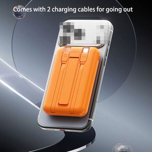 แบตสำรองพกพา Li-Polymer 10000mAh ชาร์จไร้สาย 15W ชาร์จเร็ว PD22.5W หน้าจอ LED 4-in-1 สำหรับเดินทาง พร้อมขาตั้ง - Product Image 2
