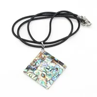 Pendentif en coquille d'ormeau naturelle, forme quadrilatère, collier en corde de cuir avec chaînes, bijoux bouddhistes