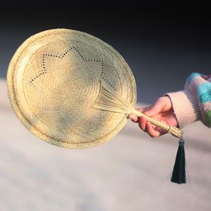 Handmade Woven Palm Leaf Fan Traditional Chinese Style Manual Handheld Eco-Friendly Summer Use - Product Image 4
