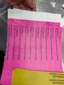 Pulseras de Tyvek de un Solo Uso con Logotipo Personalizado, Resistentes al Agua, Desechables, Resistentes a Desgarros y Ecológicas para Ferias Comerciales - Product Image 4