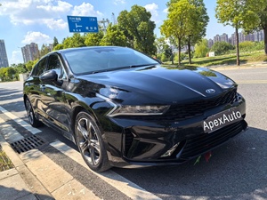 Stock in Russia <span class=keywords><strong>Kia</strong></span> K5 <span class=keywords><strong>2021</strong></span> berlina 4 porte 5 posti auto a benzina di medie dimensioni 1.5T 2.0T FWD R18 auto usate ad alta velocità - Product Image 2