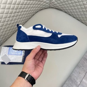 รองเท้าลำลองดีไซน์หรูระบายอากาศได้ดี คอลเลคชั่นใหม่ ฤดูใบไม้ผลิ 2026 - รองเท้าผู้ชายแบรนด์ดัง พื้นนุ่มคุณภาพสูง - Product Image 1