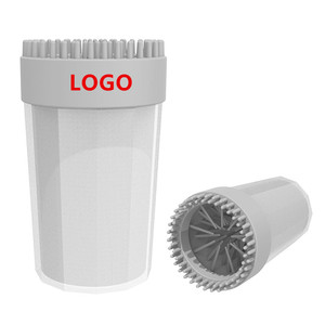 Limpiador de patas de perro 2 en 1 y cepillo de aseo para mascotas, limpiador portátil de patas de Mascota, arandela de pies de perro de silicona suave para patas fangosas de perro - Product Image 1