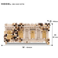 Meuble de salon/salle à manger élégant et contemporain avec intérieur en verre fumé et laiton plaqué or
