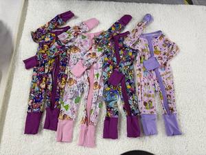 Pyjamas en bambou - Boîte mystère prête à être expédiée - Styles aléatoires - Zippy bébé en bambou - Poignets repliés - Product Image 3