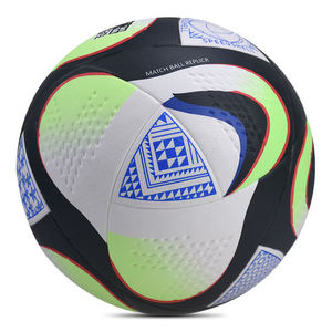 El balón de fútbol de alta calidad para cada nivel de habilidad ofrece un excelente rendimiento en partidos de entrenamiento y juegos recreativos - Product Image 5