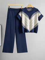 Ensemble décontracté et élégant au tempérament féminin, pull à manches courtes de couleur contrastée, pantalon large