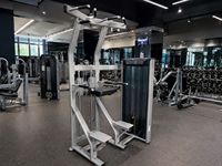 Máquina de dominadas asistidas comercial MRD-VS16 de alta resistencia para entrenamiento de parte superior del cuerpo
