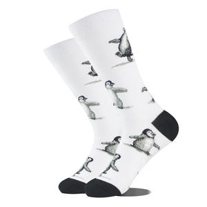 निर्माता थोक बिक्री नए सफेद मुद्रित सुंदर ट्रेंडी पालतू जानवर पिल्ला कुत्ते सुअर पेंगुइन यूनिसेक्स मोजे - Product Image 5