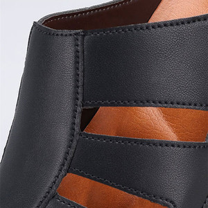 <span class=keywords><strong>Sandales</strong></span> plates en cuir personnalisées pour hommes, best-seller, à bout ouvert, pour une utilisation en plein air au printemps, chaussures de plage antidérapantes souples pour la marche <span class=keywords><strong>pieds</strong></span> <span class=keywords><strong>nus</strong></span> - Product Image 3