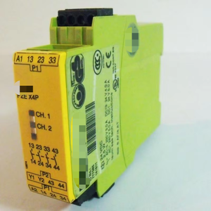 PZE X4P 24VDC 4n/o 777585 Relais de sécurité Nouveau Original Prêt Stock Automatisation industrielle PAC - Product Image 1